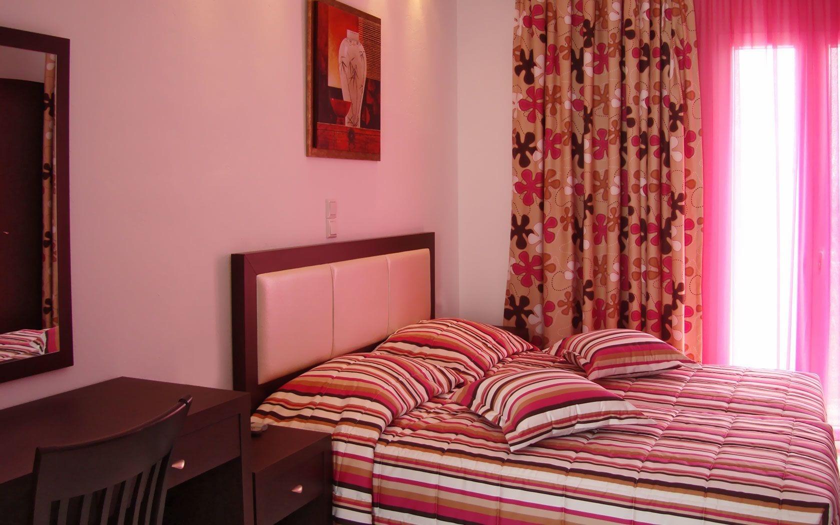 Elena Studios & Suites Ornos  Exteriér fotografie