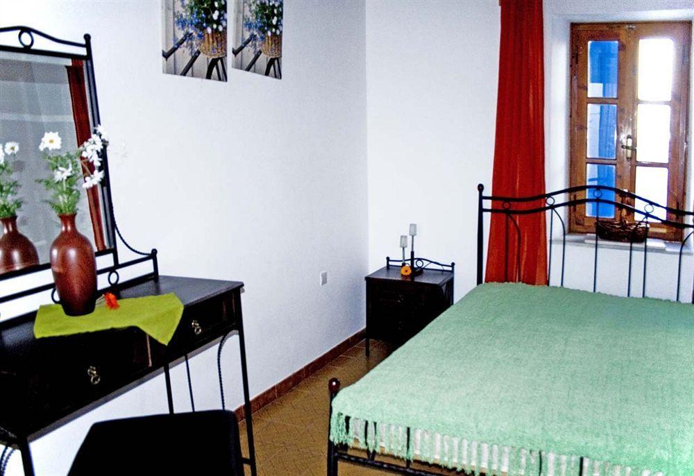 Elena Studios & Suites Ornos  Exteriér fotografie